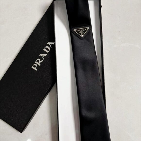 Prada Elegant Black Tie - Picture 1 of 5